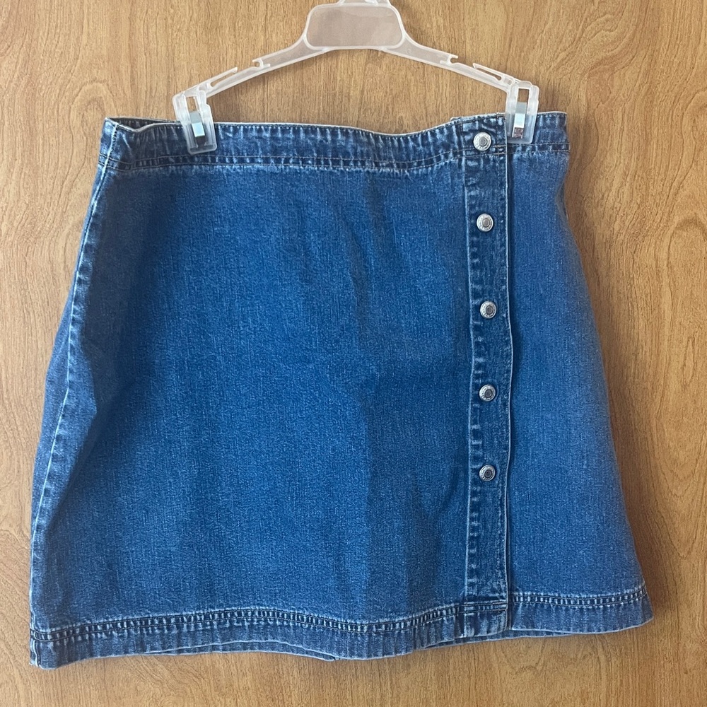 Vintage Gap denim mini skirt